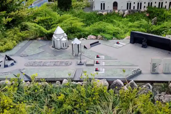 Мемориал жертвам фашистской