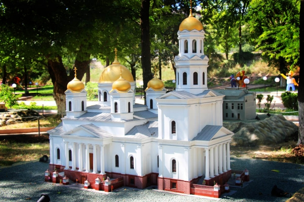 Собор Александра Невского